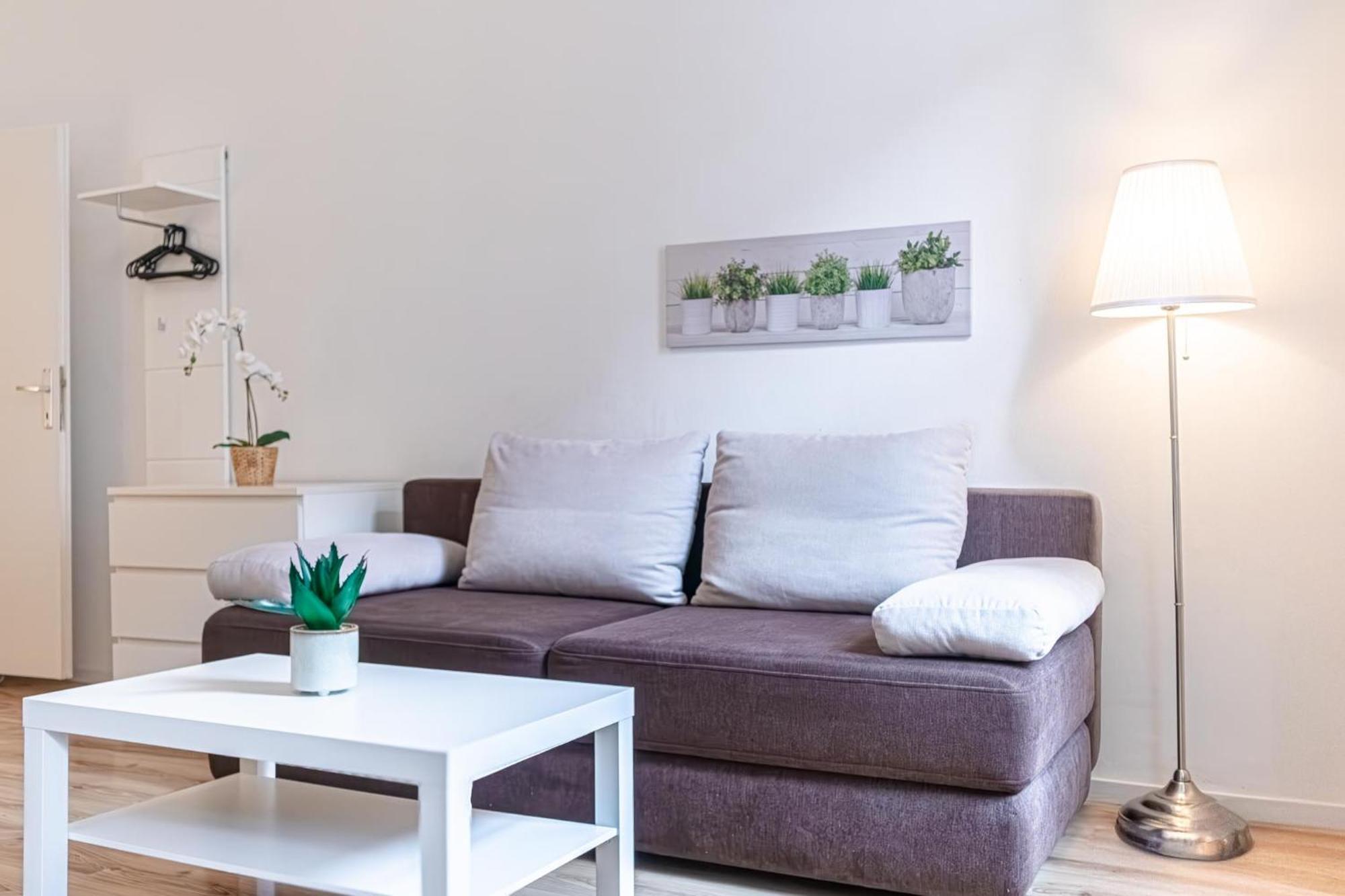 Appartamento Budget-Friendly 2Br Apt With Great Location Vienna Esterno foto